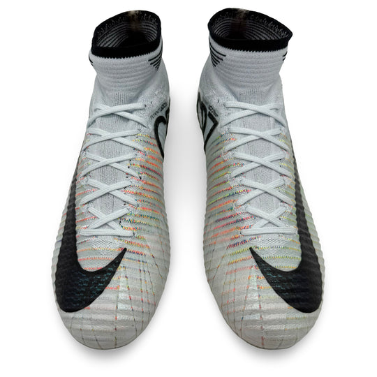 Cristiano Ronaldo match-issued boots 'Melhor' 2017 FIFA Men's The Best edition, fully custom for CR7 un-released to the public